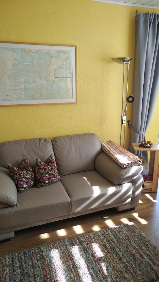 Haus Tertius - Strand- Und Hafennahe Ruhige Ferienwohnung Busum Bagian luar foto