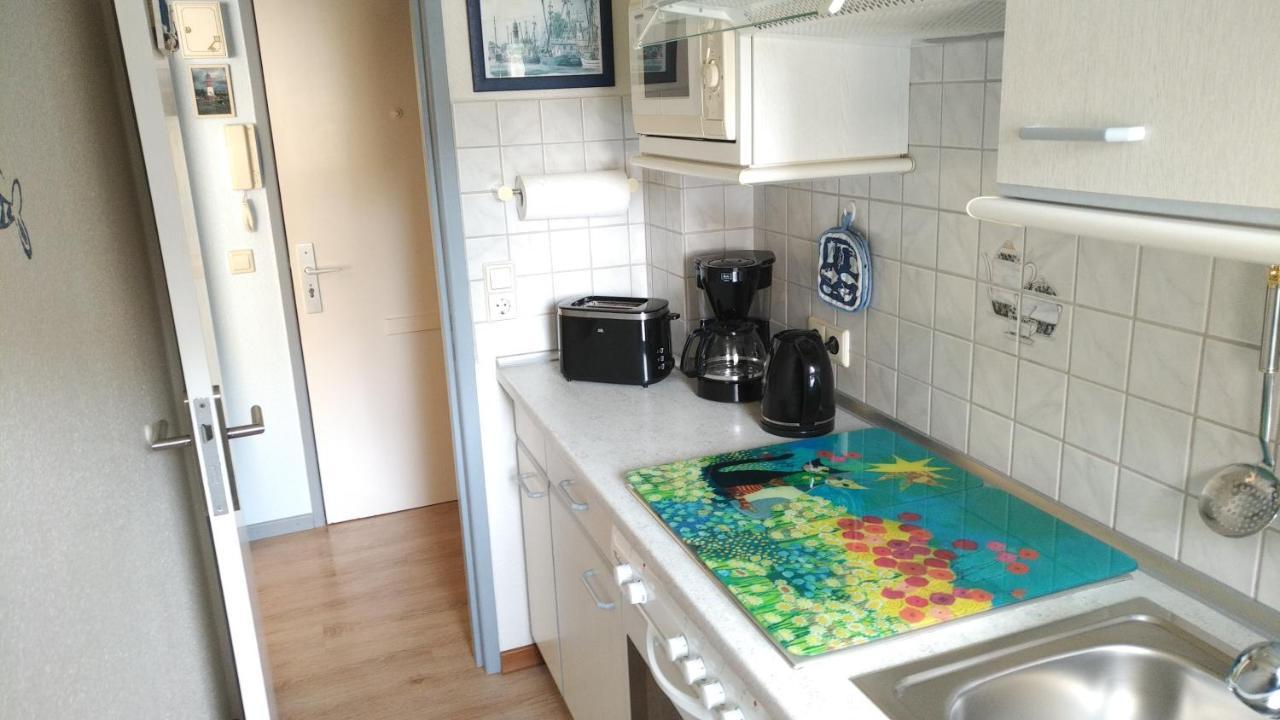 Haus Tertius - Strand- Und Hafennahe Ruhige Ferienwohnung Busum Bagian luar foto