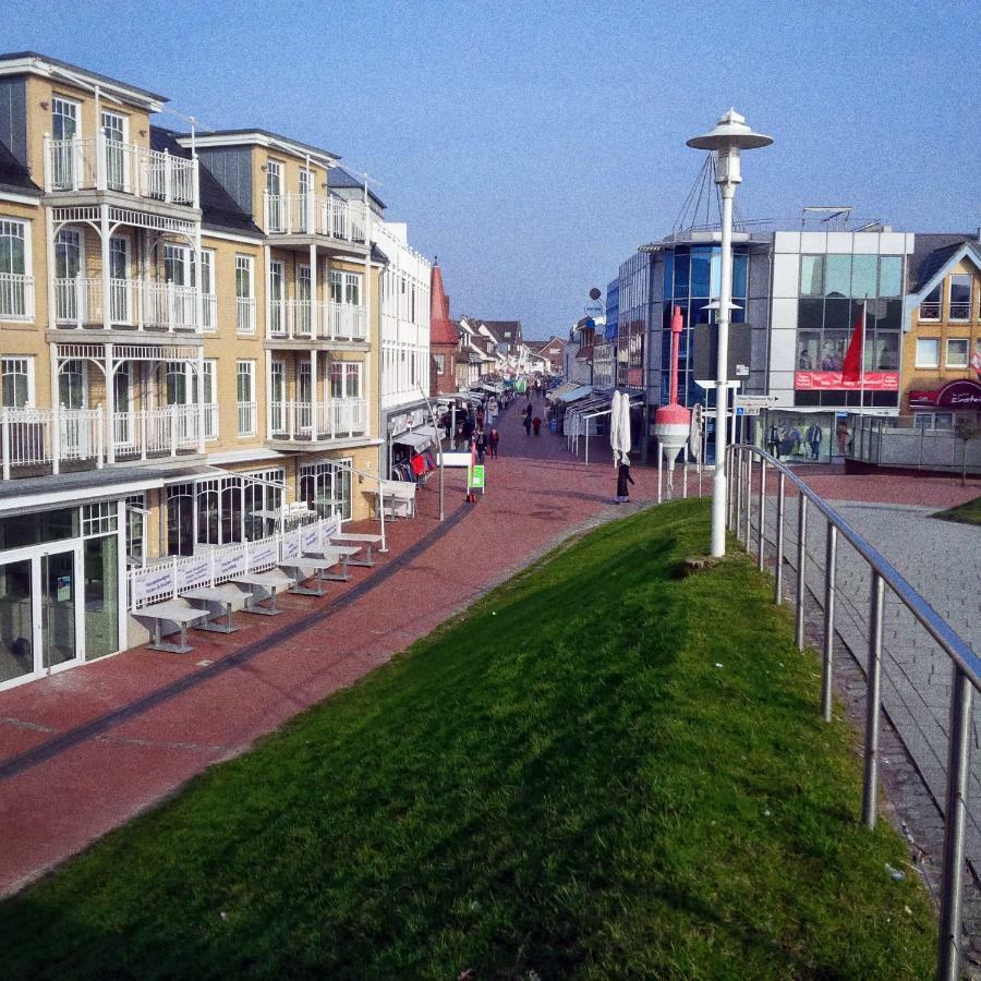 Haus Tertius - Strand- Und Hafennahe Ruhige Ferienwohnung Busum Bagian luar foto