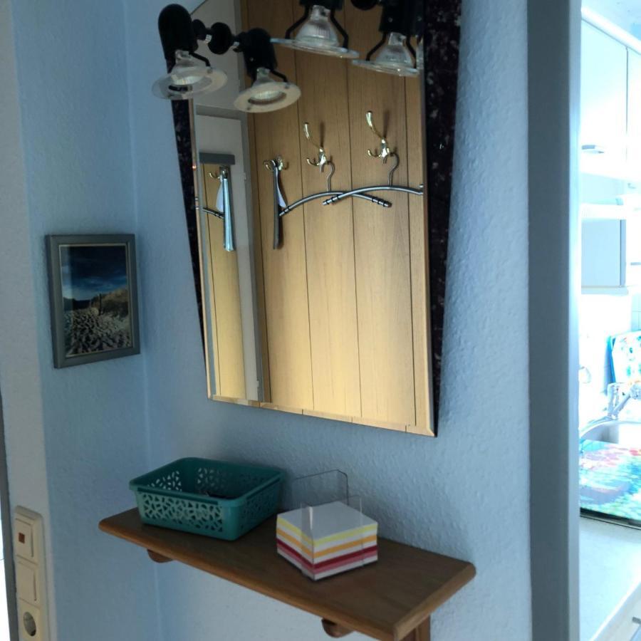 Haus Tertius - Strand- Und Hafennahe Ruhige Ferienwohnung Busum Bagian luar foto